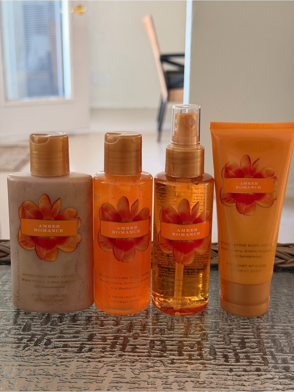 Victoria's Secret Amber Romance Bath & Body Set Rare Discontinued Scent Lotion - Picture 5 of 5
